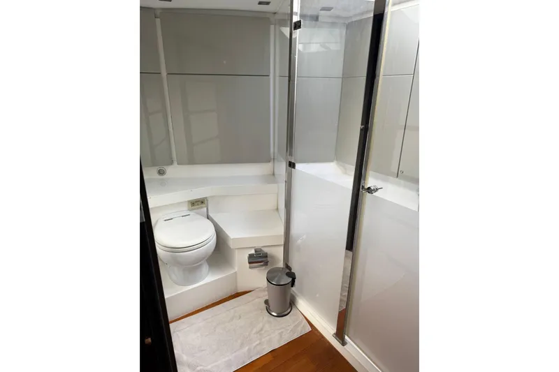  Yacht Photos Pics Fairline Targa 62GT 2013