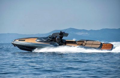 Yacht