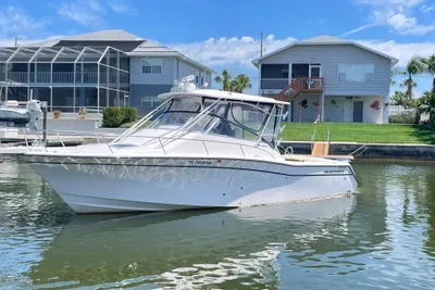 2005 Grady-White 330 Express