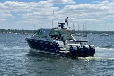 Formula 400 Super Sport Crossover