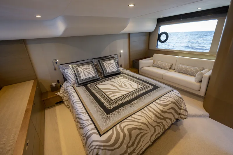 Agalia Yacht Photos Pics 