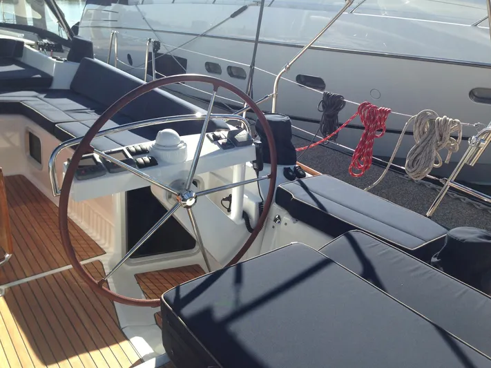  Yacht Photos Pics STBD Helm