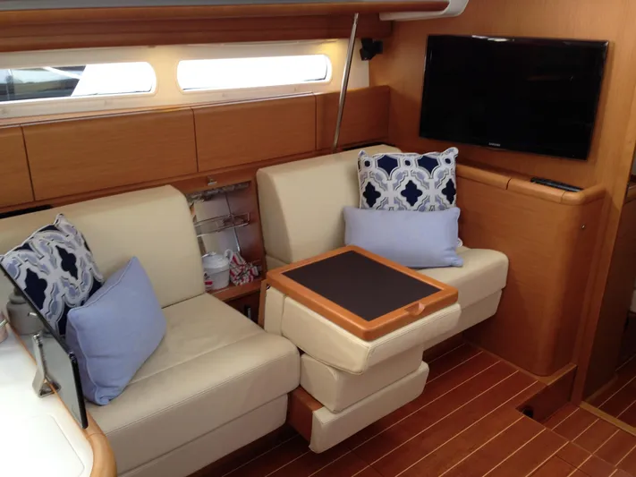  Yacht Photos Pics Hidden Bar & Table top