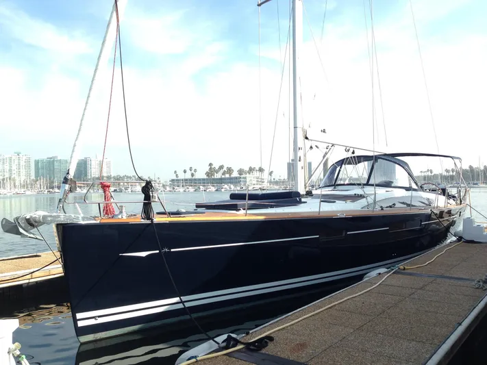  Yacht Photos Pics At the dock