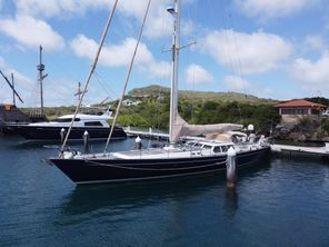 1993 Oyster 80 Deck Saloon