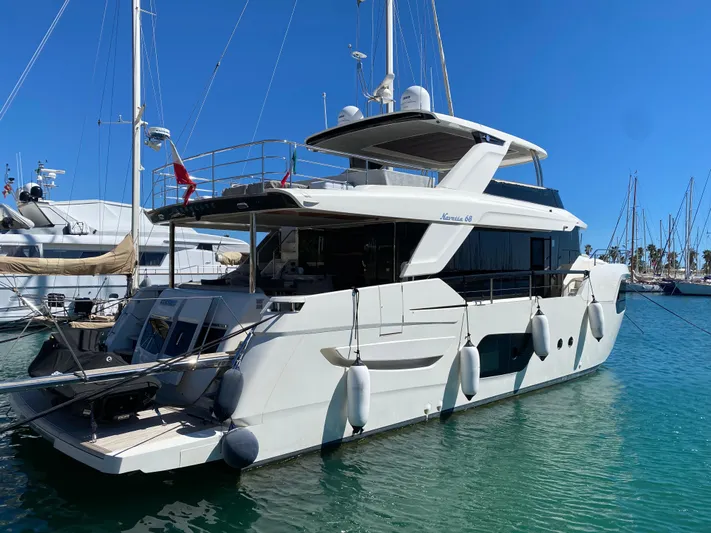 Elysium Yacht Photos Pics Absolute Navetta 68