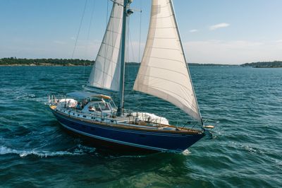 Little Harbor 60
