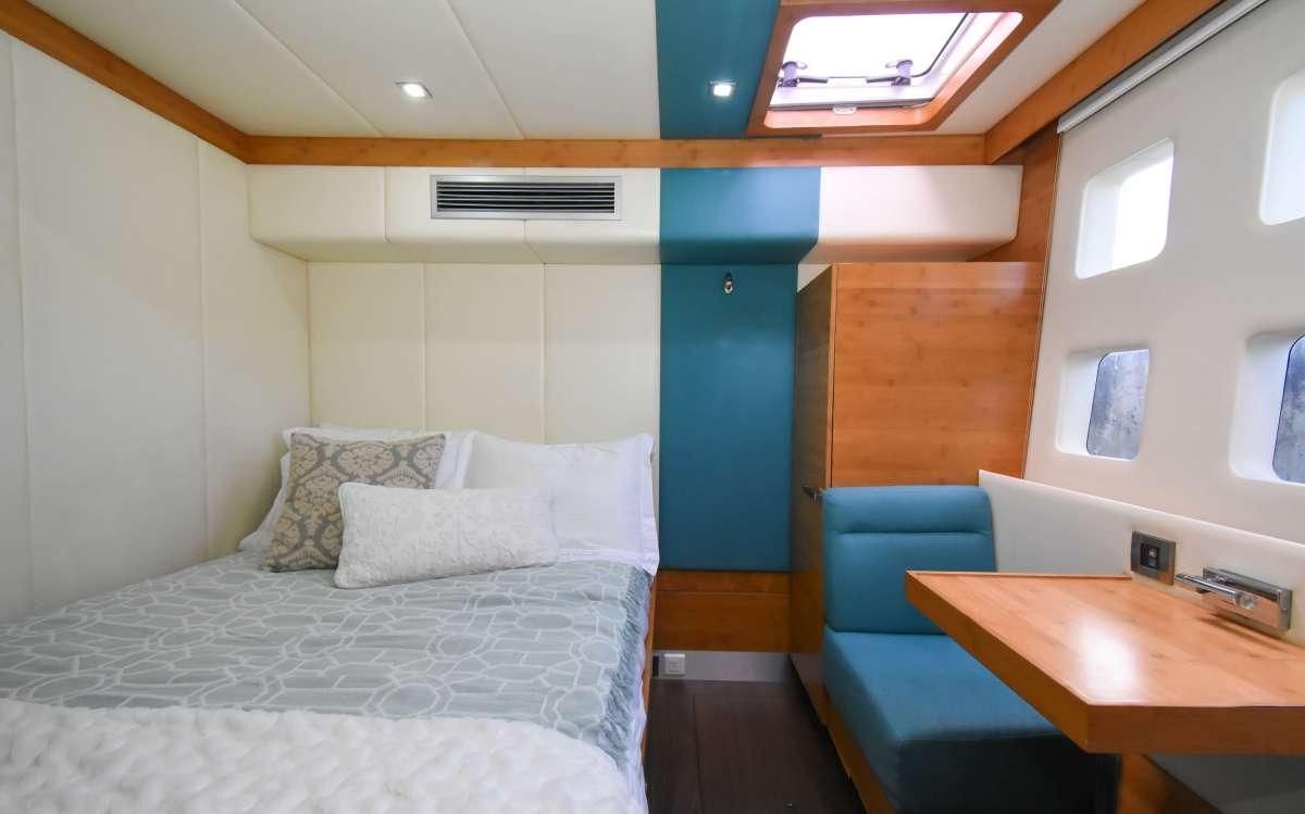 2011 Sunreef 68 