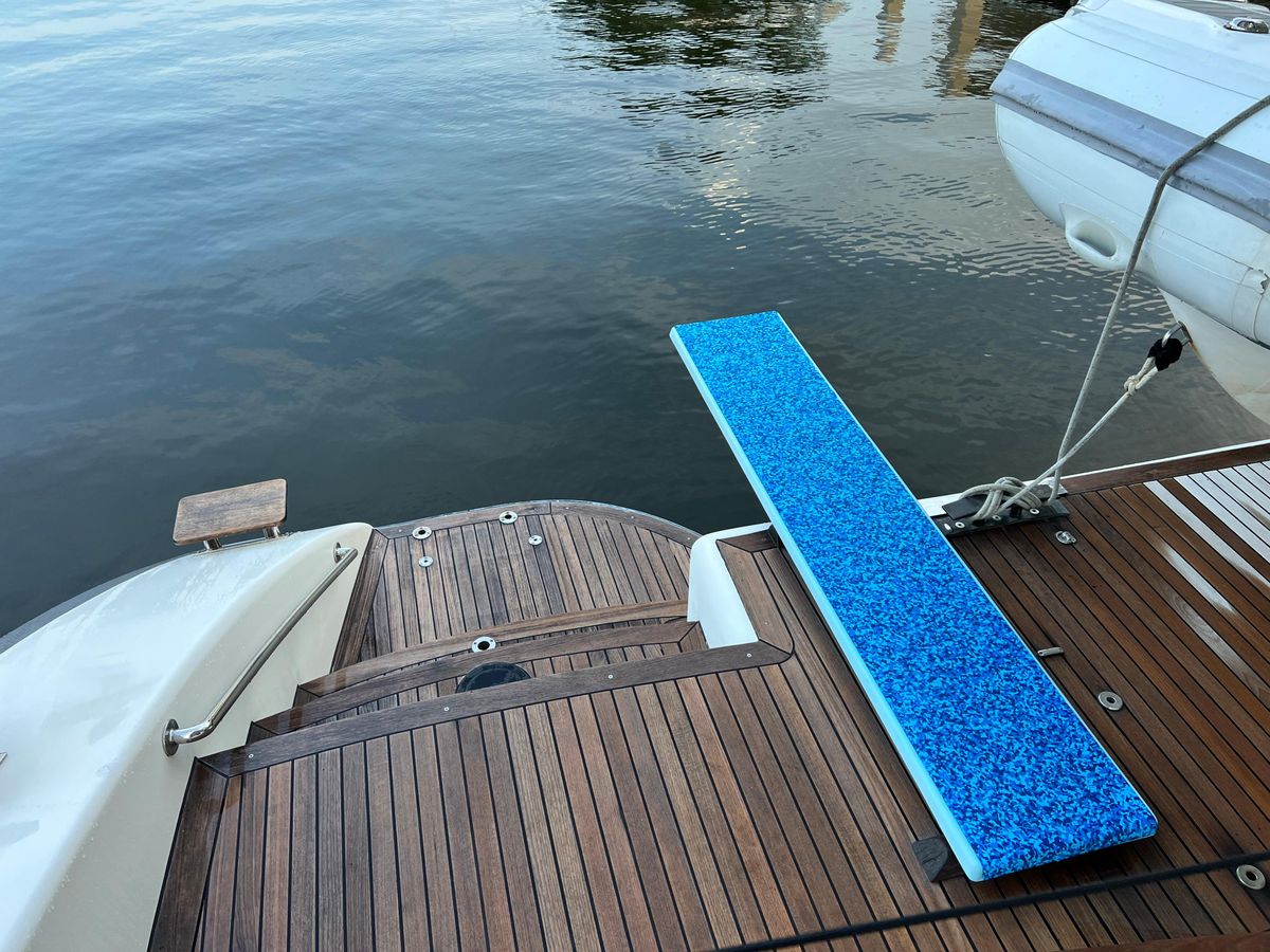 2011 Sunreef 68 