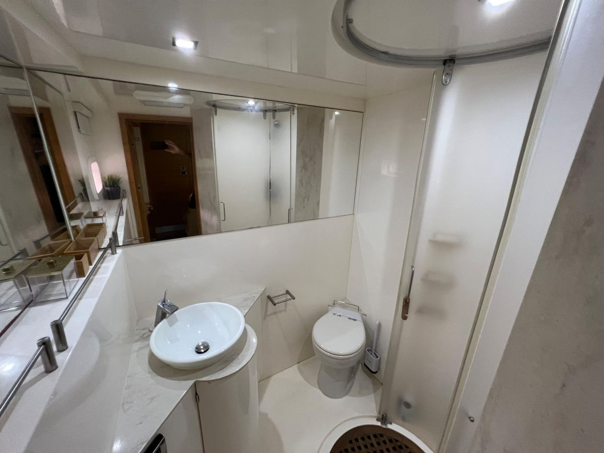 2011 Sunreef 68 