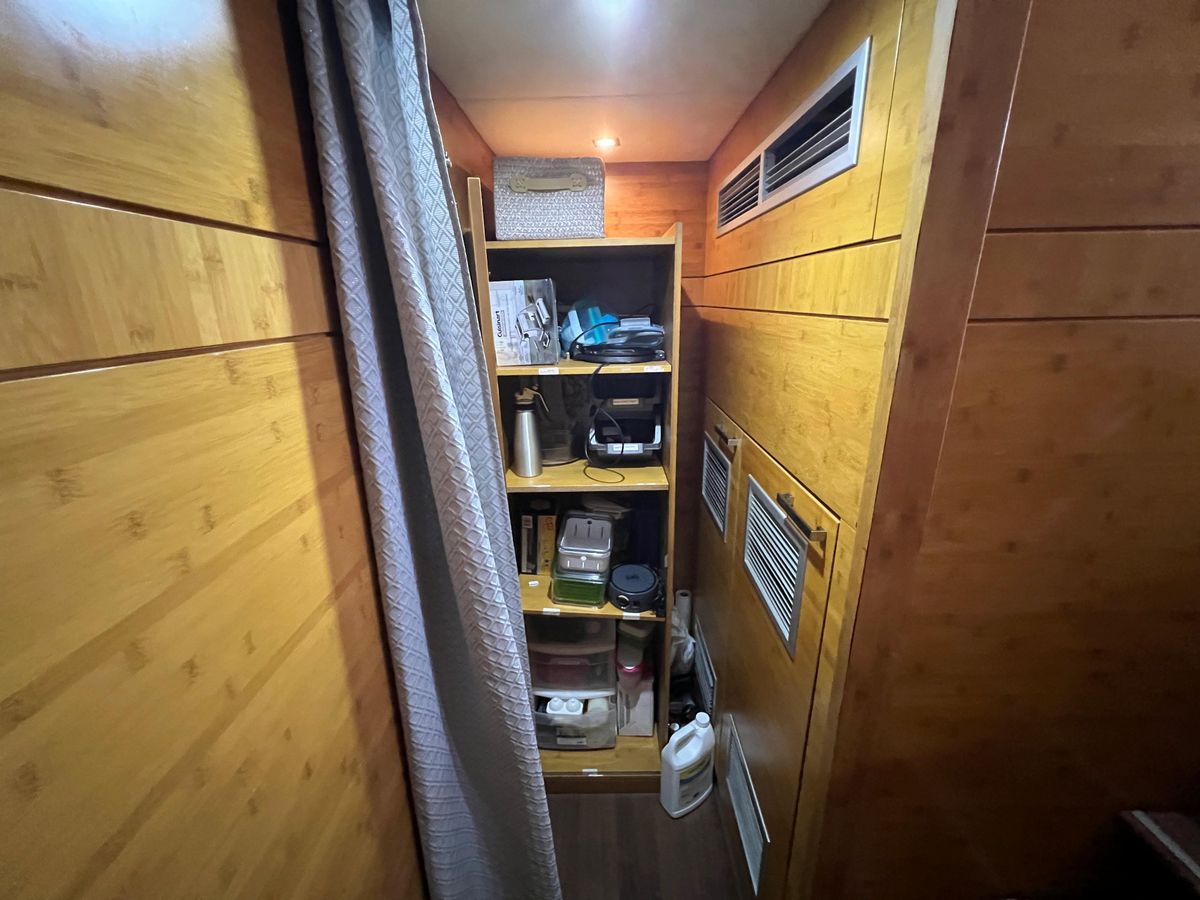 2011 Sunreef 68 