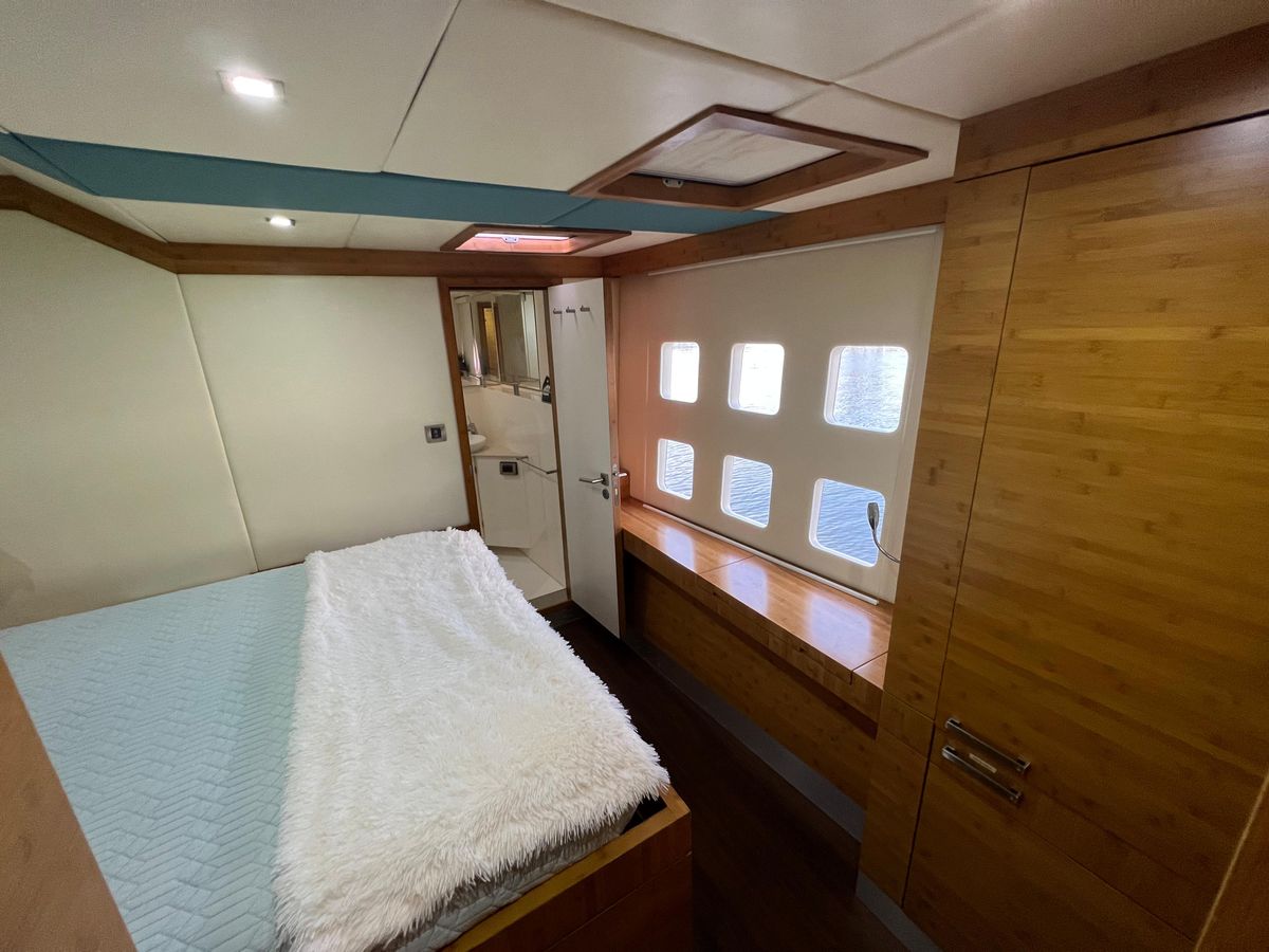 2011 Sunreef 68 