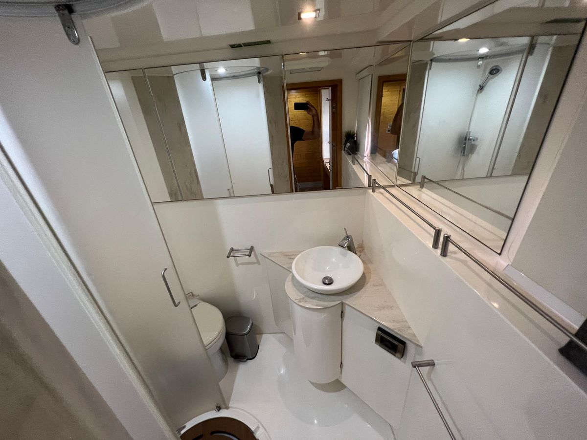 2011 Sunreef 68 