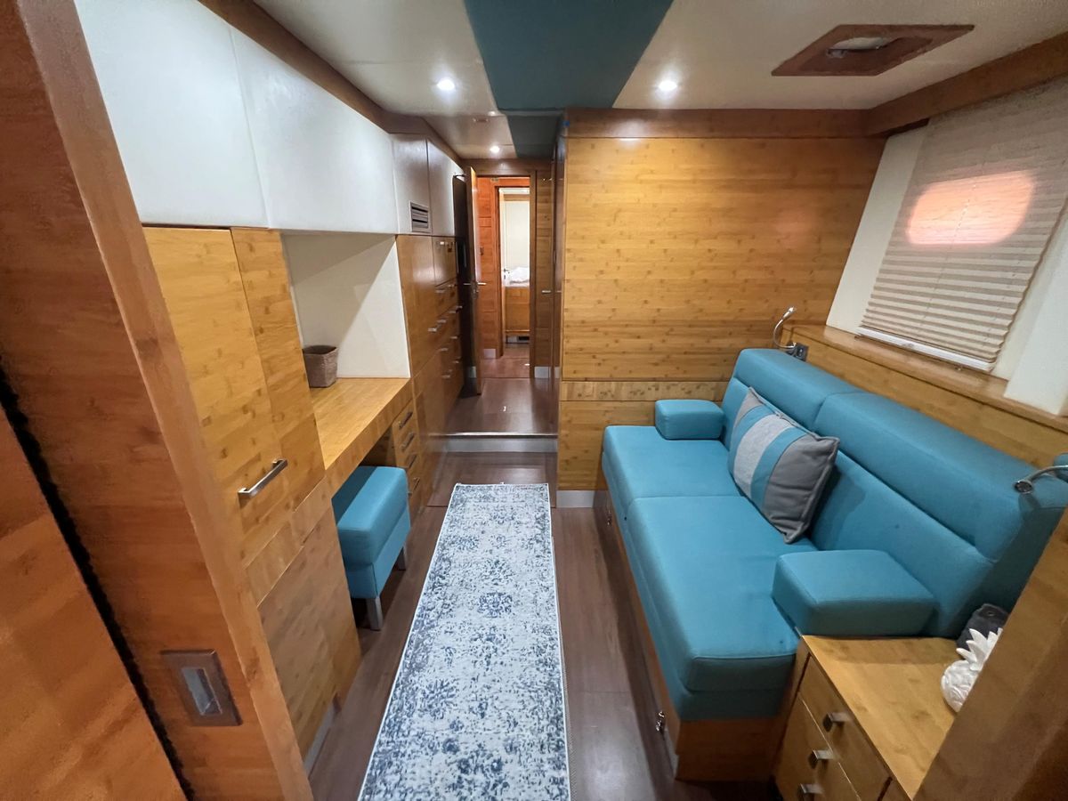 2011 Sunreef 68 