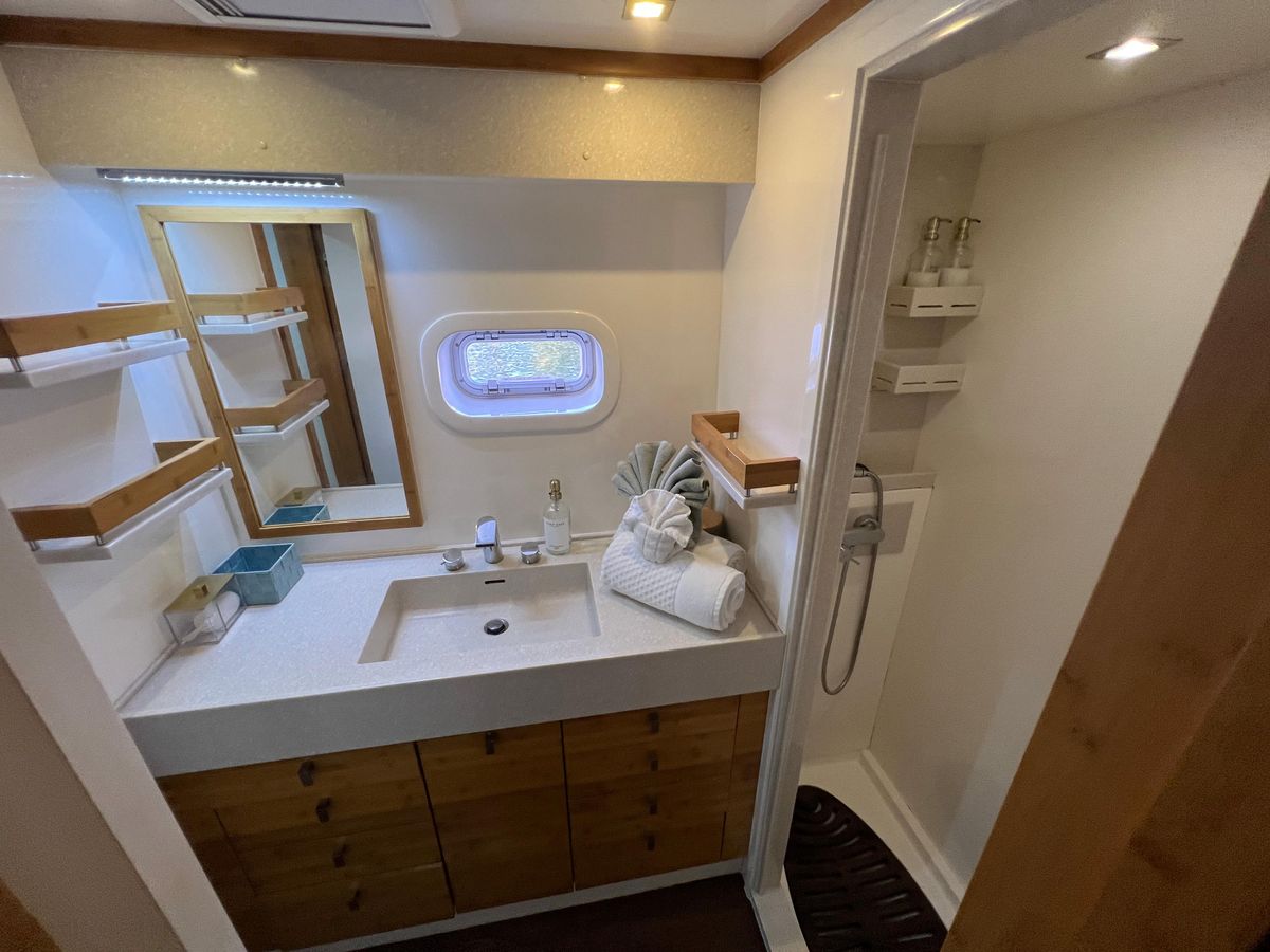 2011 Sunreef 68 
