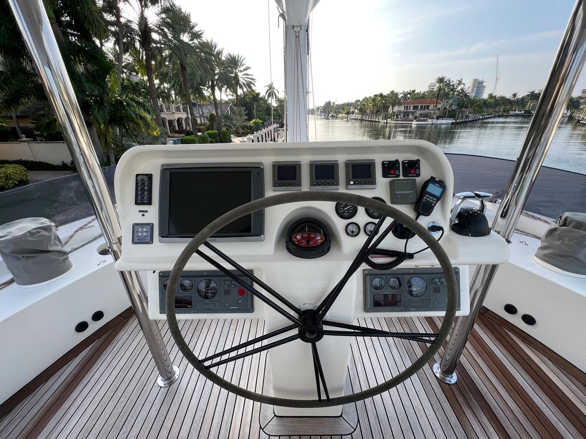 2011 Sunreef 68 