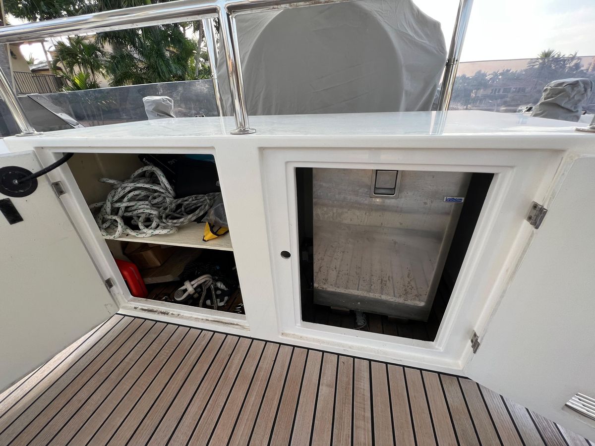 2011 Sunreef 68 