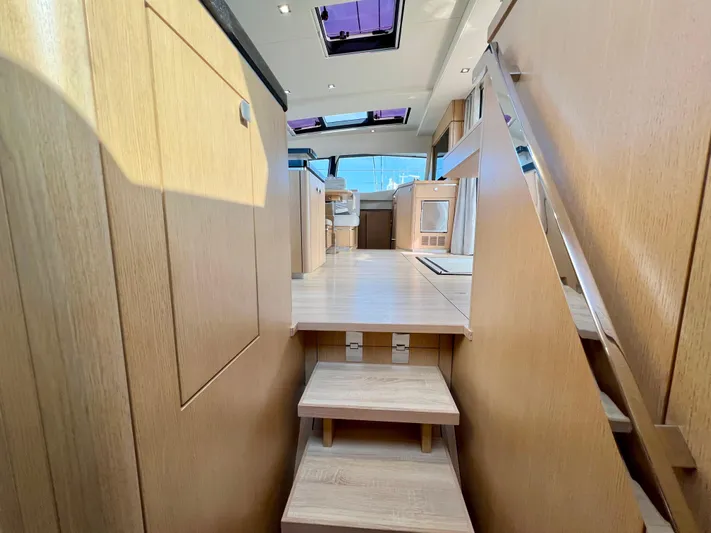 Rogue Yacht Photos Pics 