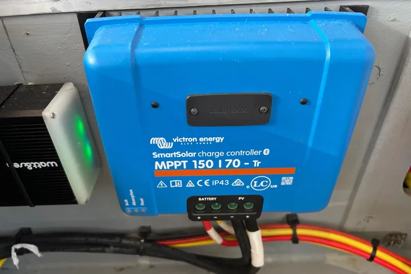 Rogue Yacht Photos Pics 