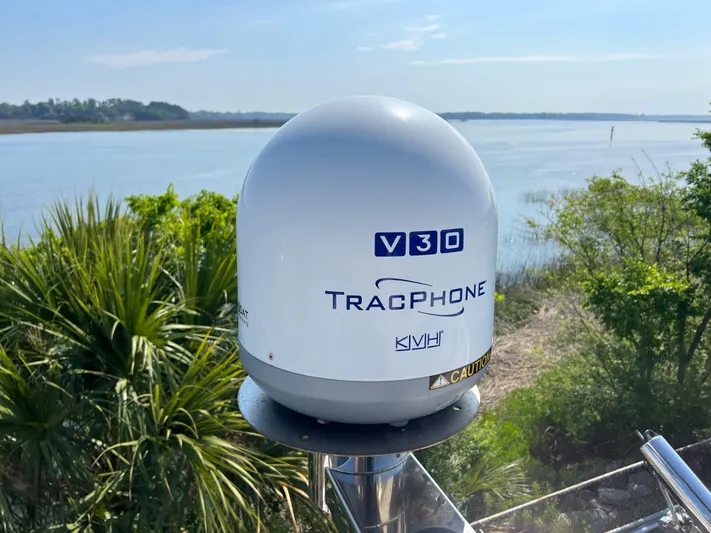 Rogue Yacht Photos Pics 