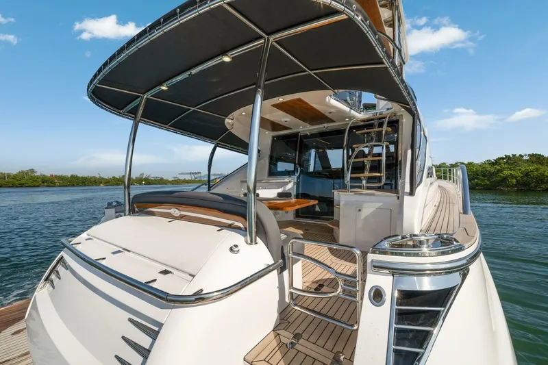  Yacht Photos Pics 2025 Belize 54 Daybridge - Image 10