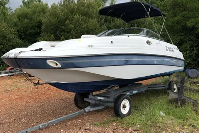 2001 Four Winns Candia 254