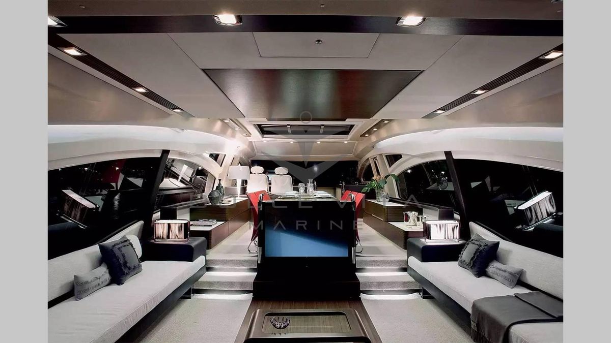 2011 Azimut 73 