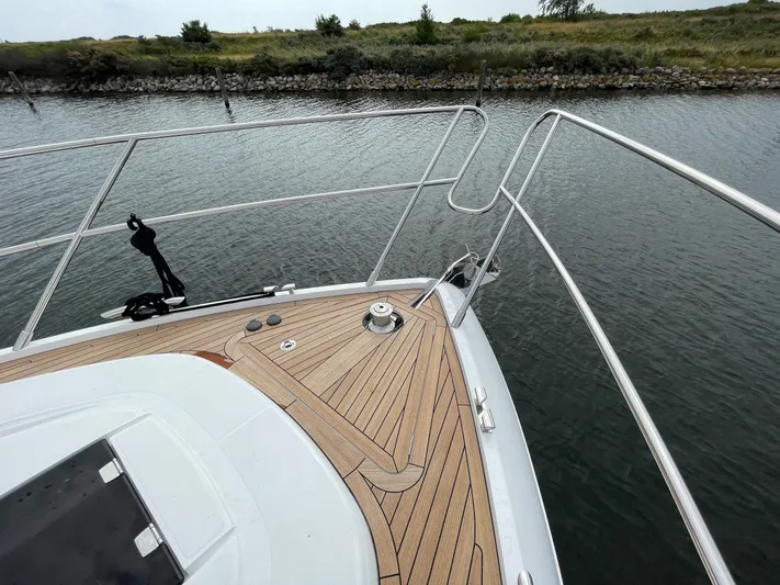 V50775 Yacht Photos Pics 