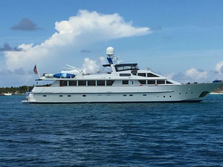 Timeless Yacht Photos Pics Starboard Side underway