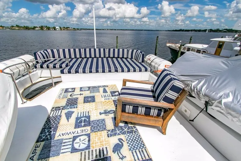 Timeless Yacht Photos Pics 