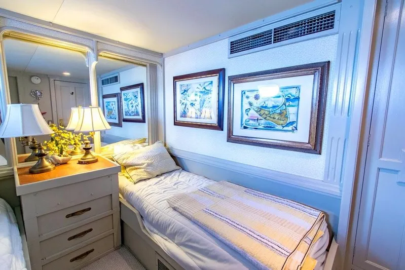 Timeless Yacht Photos Pics 