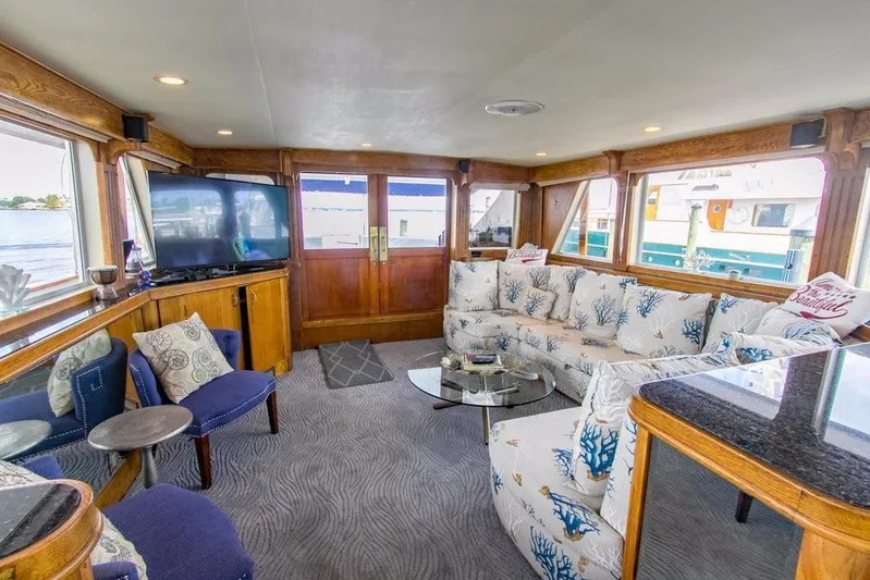 Timeless Yacht Photos Pics 