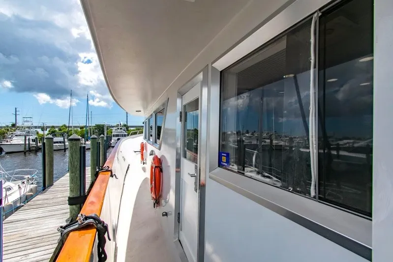 Timeless Yacht Photos Pics 