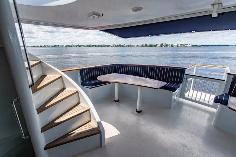 Timeless Yacht Photos Pics 