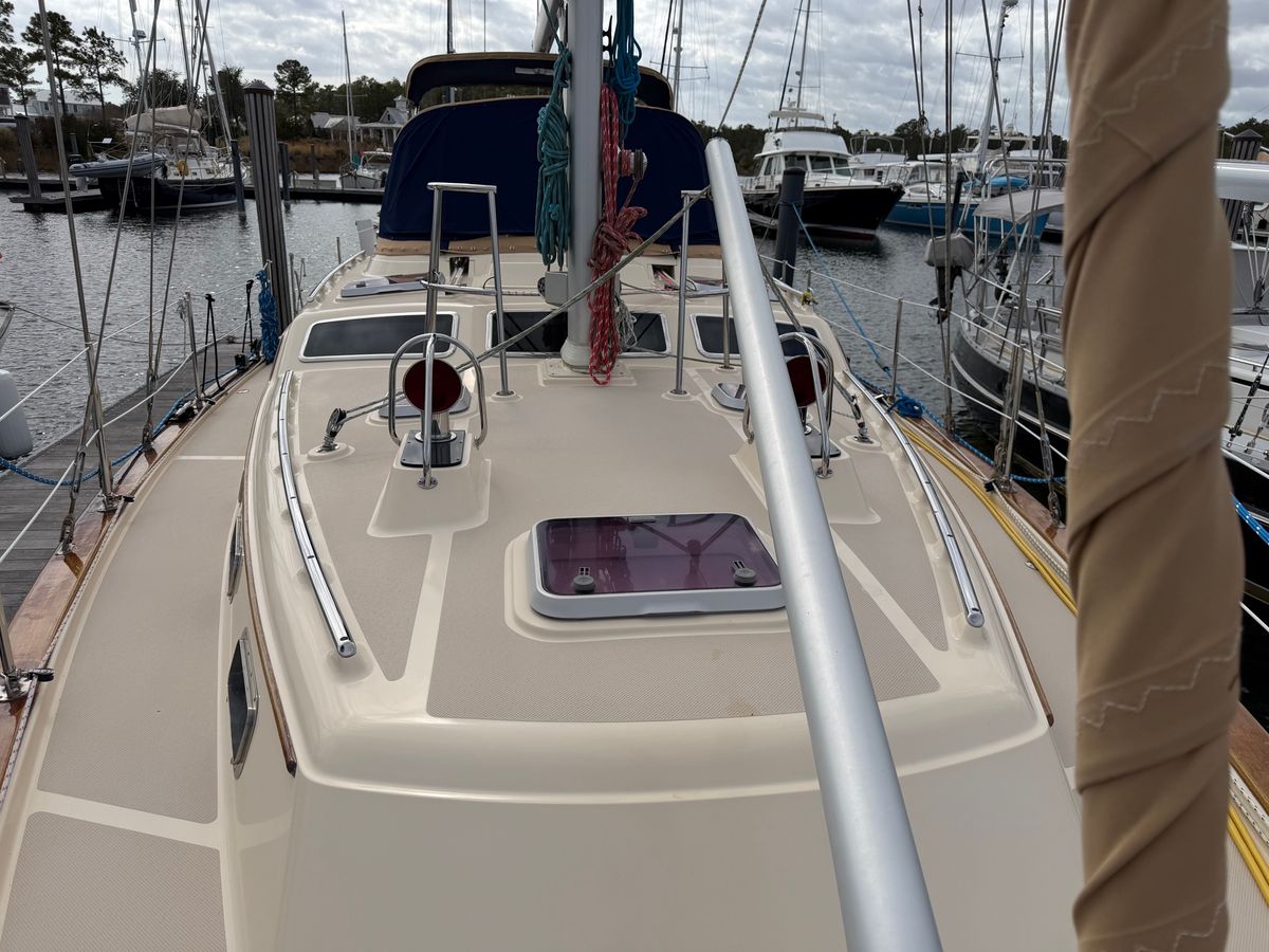 2005 Island Packet 45 