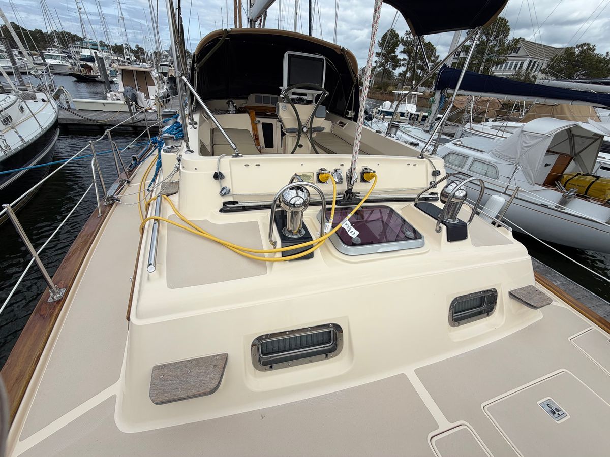 2005 Island Packet 45 