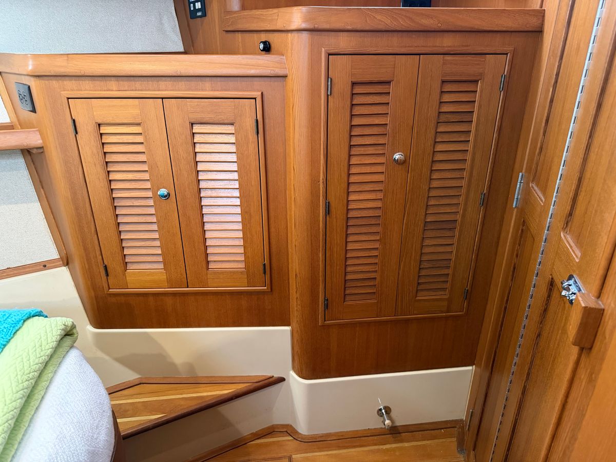 2005 Island Packet 45 