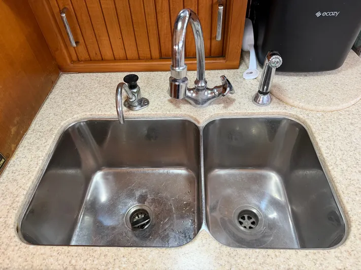 Sail La Vie Yacht Photos Pics 