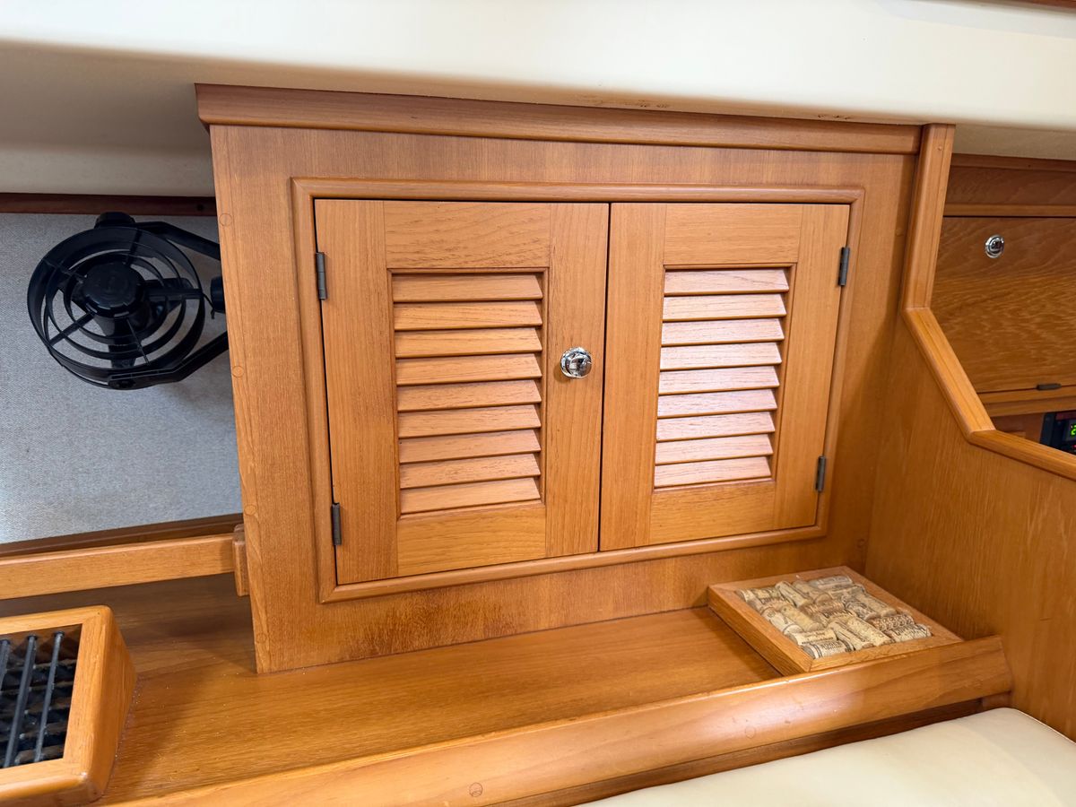 2005 Island Packet 45 