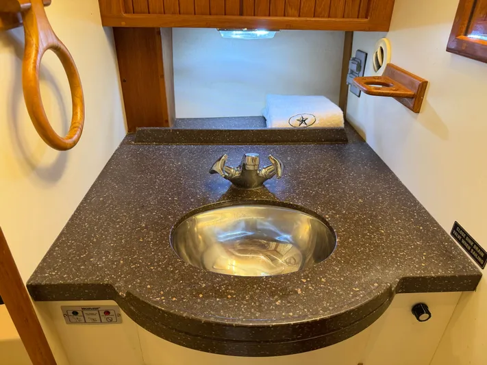 Sail La Vie Yacht Photos Pics 