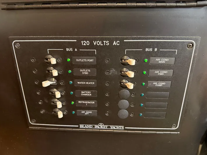 Sail La Vie Yacht Photos Pics 