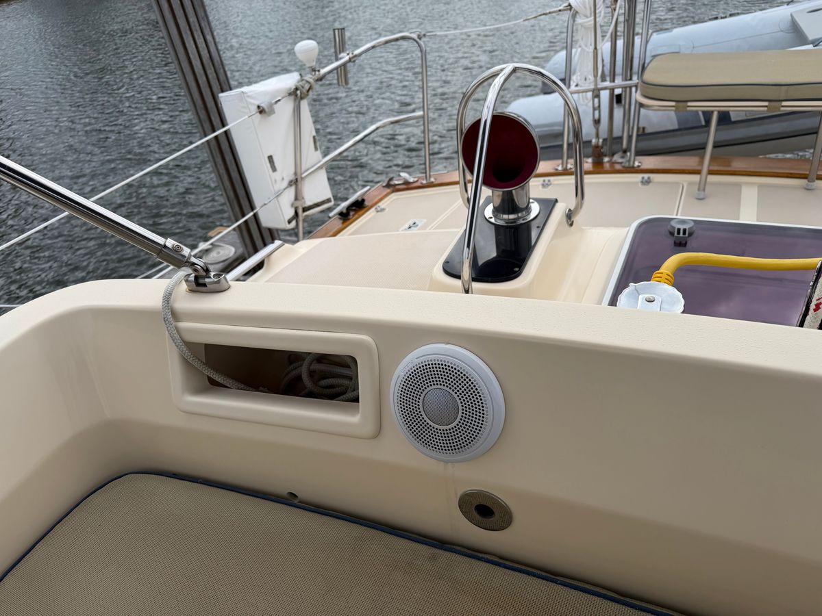 2005 Island Packet 45 