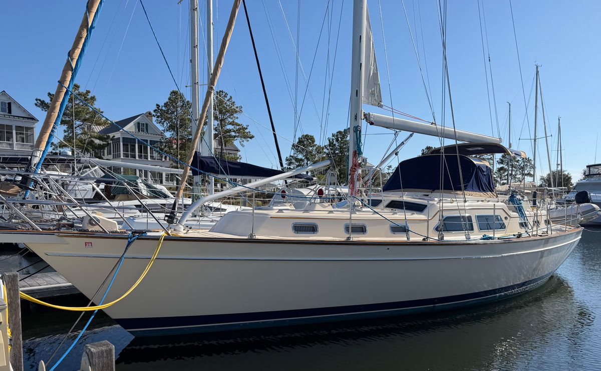 2005 Island Packet 45 