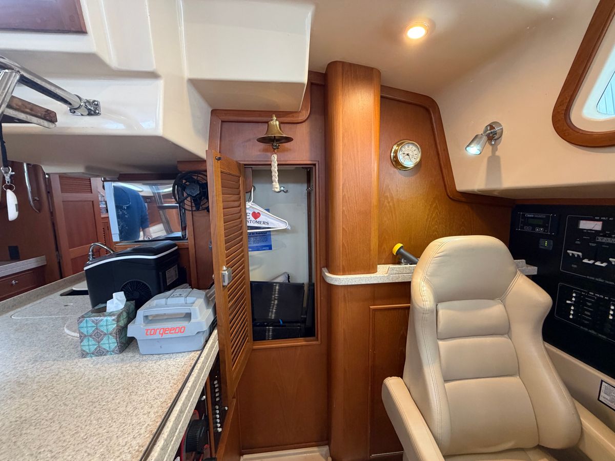 2005 Island Packet 45 