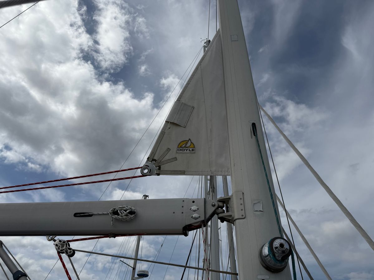 2005 Island Packet 45 