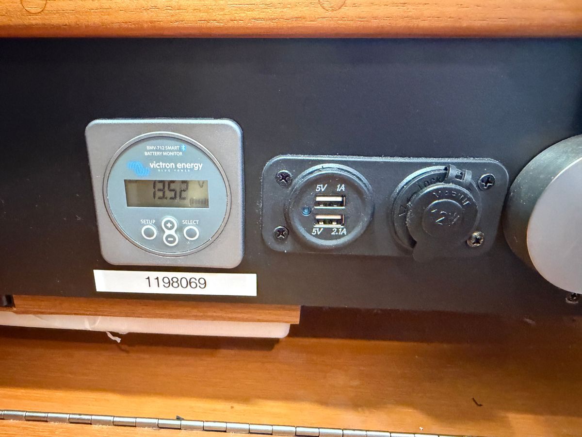 2005 Island Packet 45 