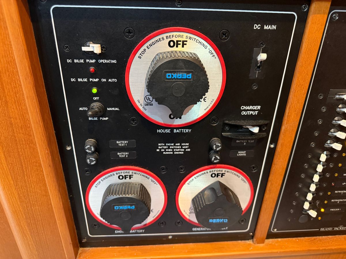 2005 Island Packet 45 