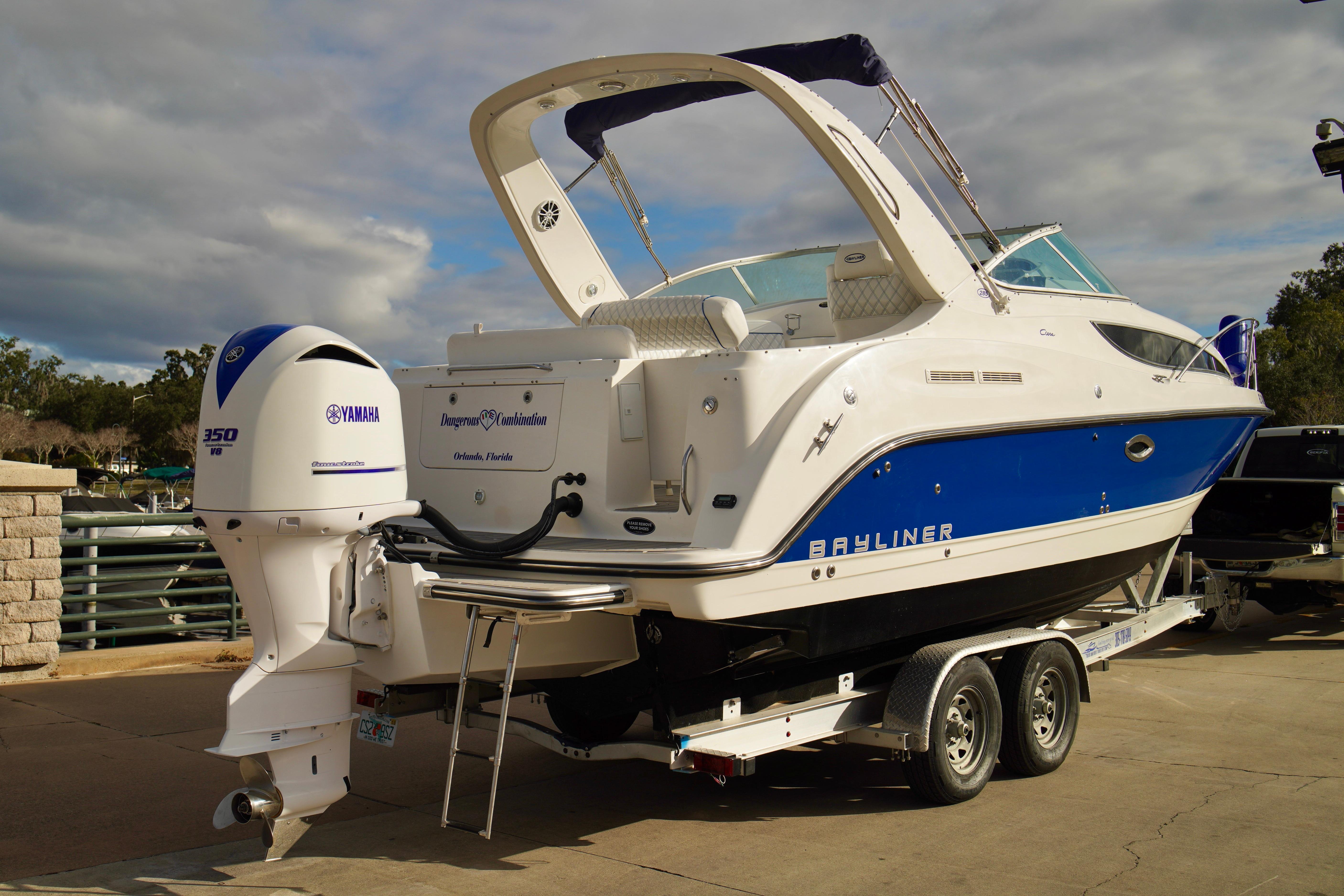 Bayliner 285