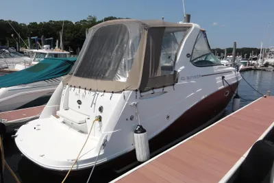 Rinker 280 Express Cruiser