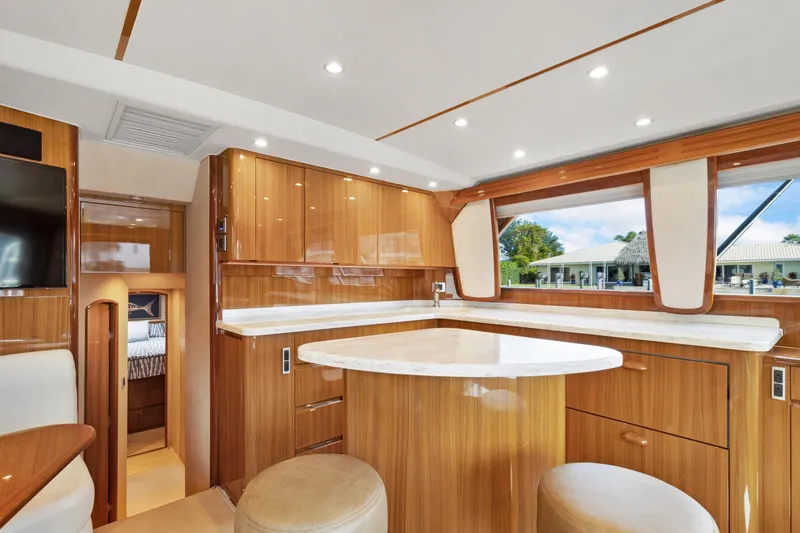 Lysea Lu Yacht Photos Pics Galley